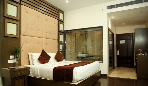 Super Deluxe Room Clarion inn Patiala